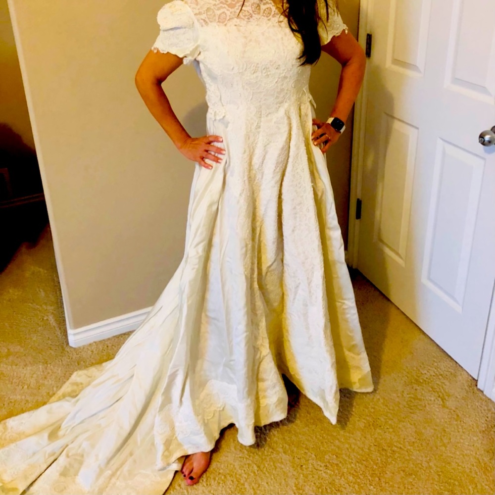Vintage Wedding Dress